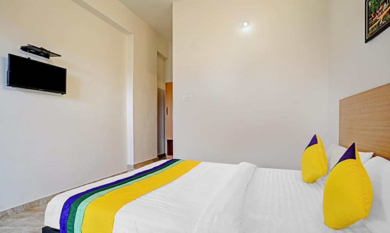 Itsy Hotels Flowers Park Нашик Екстериор снимка