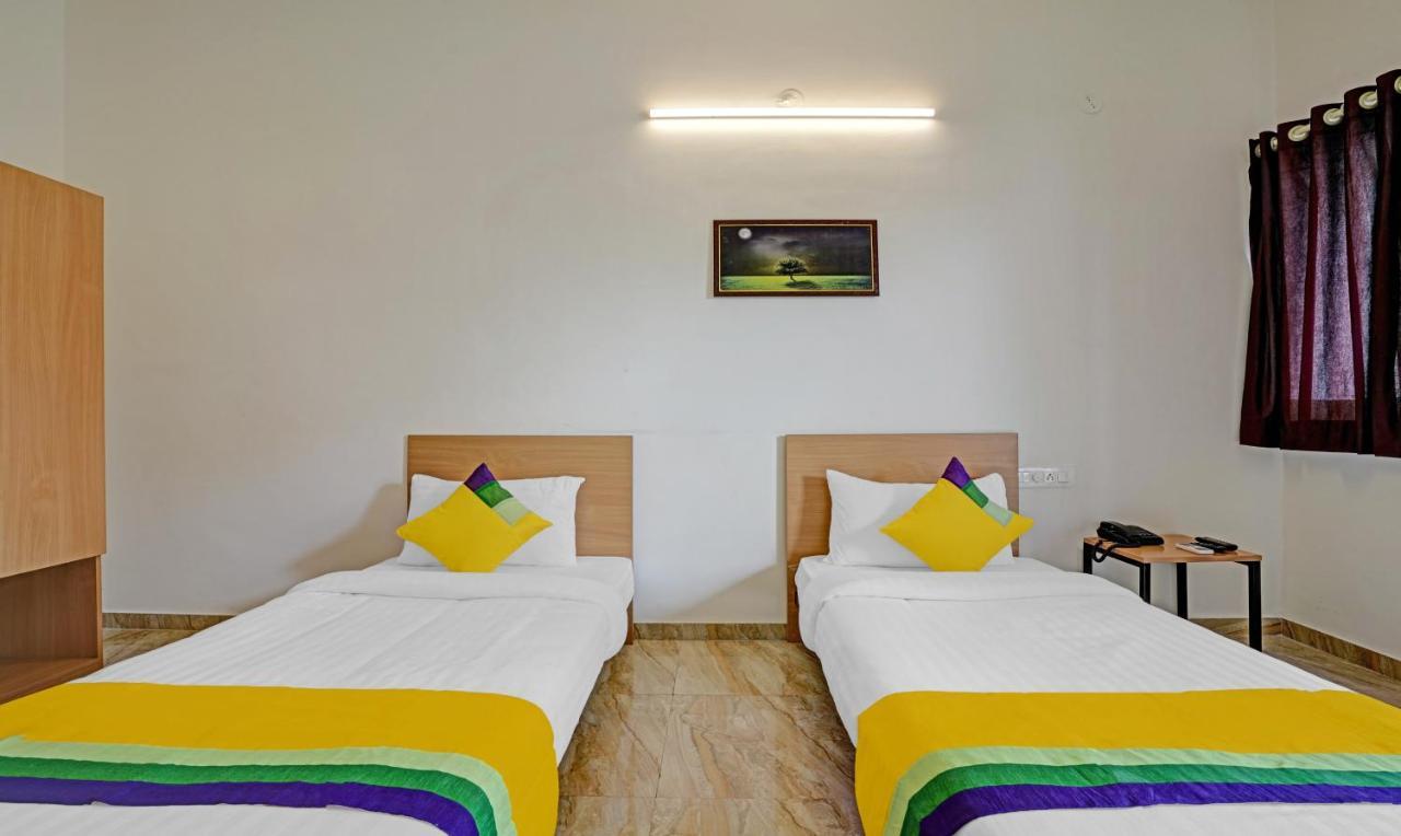 Itsy Hotels Flowers Park Нашик Екстериор снимка